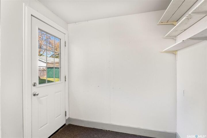 Property Photo: 1478 1st Street E SK S6V 0E5