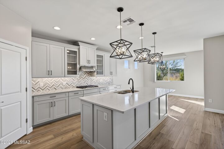 Property Photo: 11485 N Desert Calico Loop AZ 85742