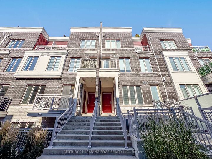 Property Photo: 140 Long Branch Avenue 20 ON M8W 0B1