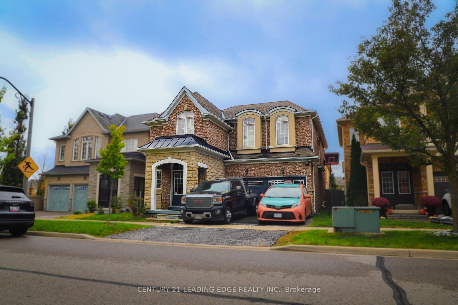 Photo de la propriété: 6 Gamble Drive ON L1Z 0H2