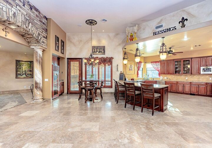 Property Photo: 1824 Stovall Street AZ 86442