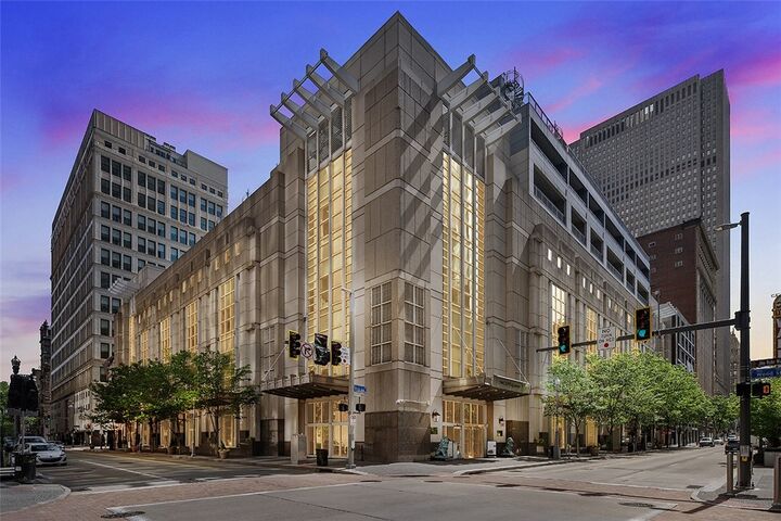 301 5th Avenue 505  Downtown Pgh PA 15222 photo