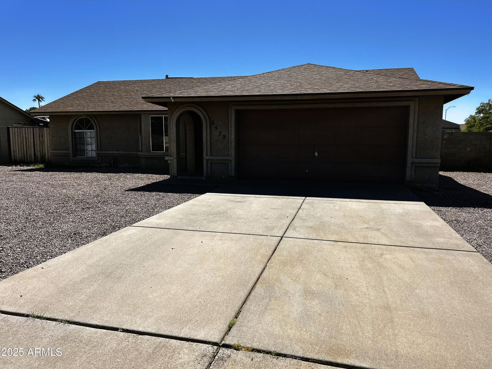 Property Photo: 6539 E Ingram Street AZ 85205