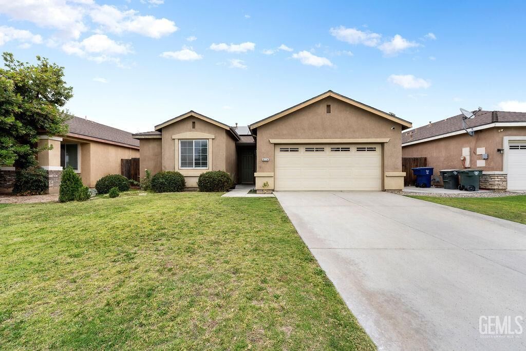Property Photo: 9114 Centennial Star Drive CA 93311