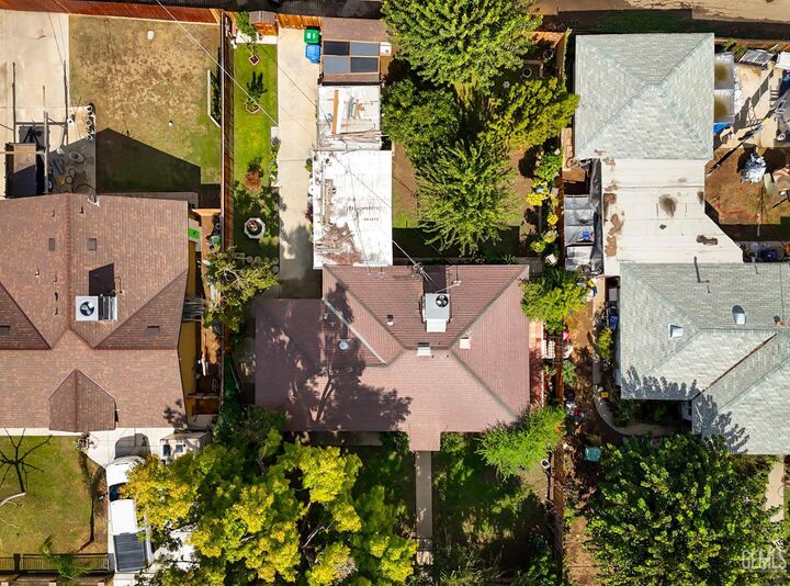 Property Photo: 336 Warren Avenue CA 93308
