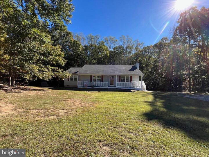 Property Photo: 1 Mustang Court VA 22551