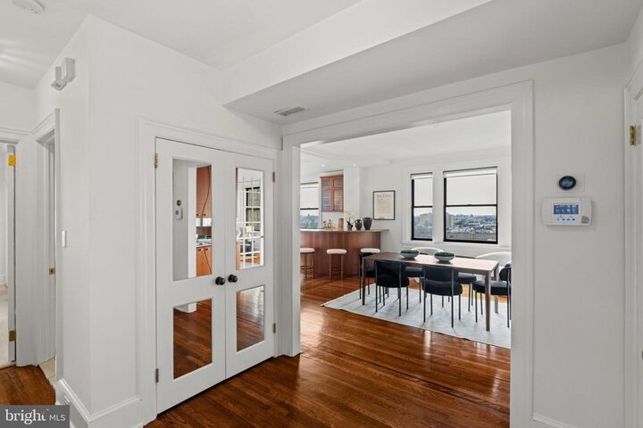 Property Photo:  250 S 17th Street 1100  PA 19103 