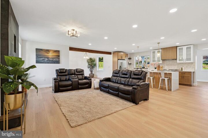Property Photo: 141 Ray Street PA 19046