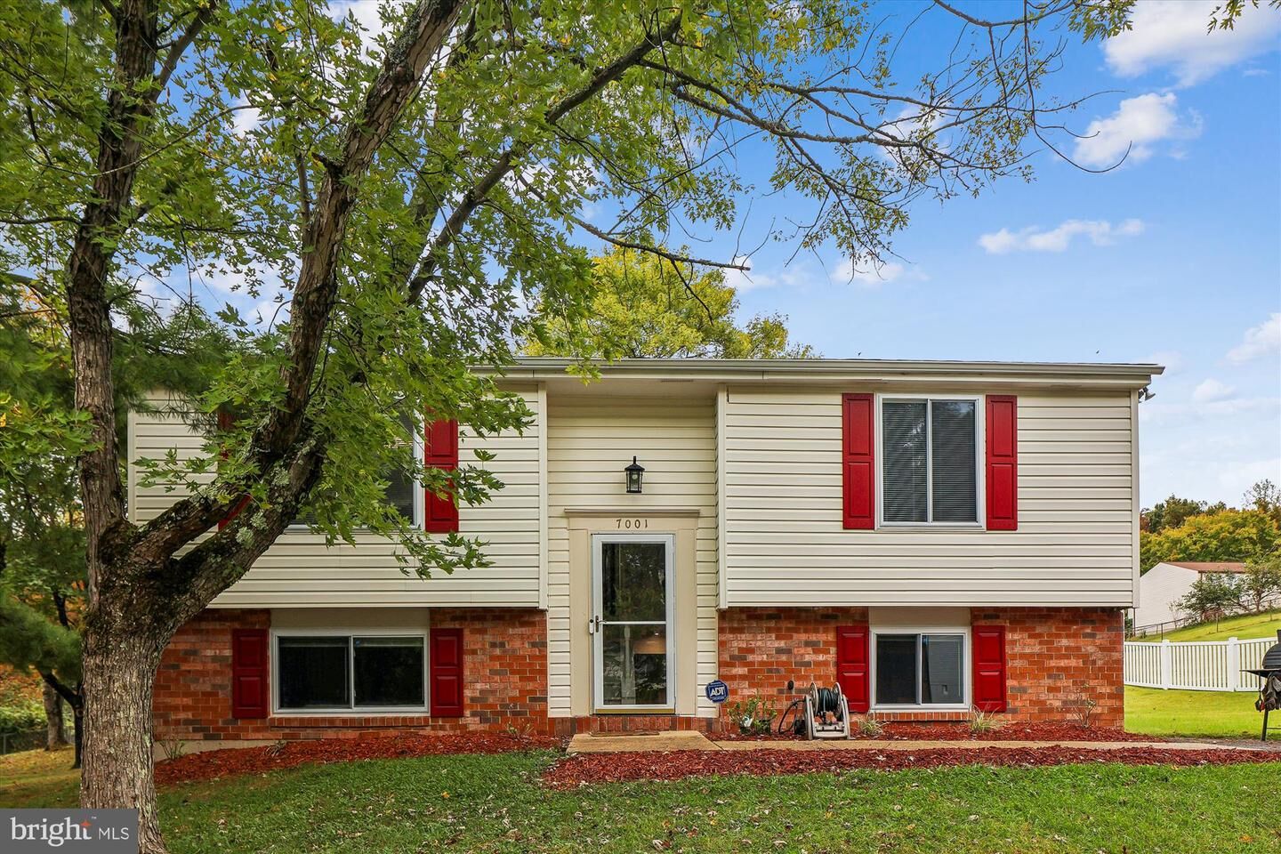 Property Photo:  7001 Killarney Street  MD 20735
