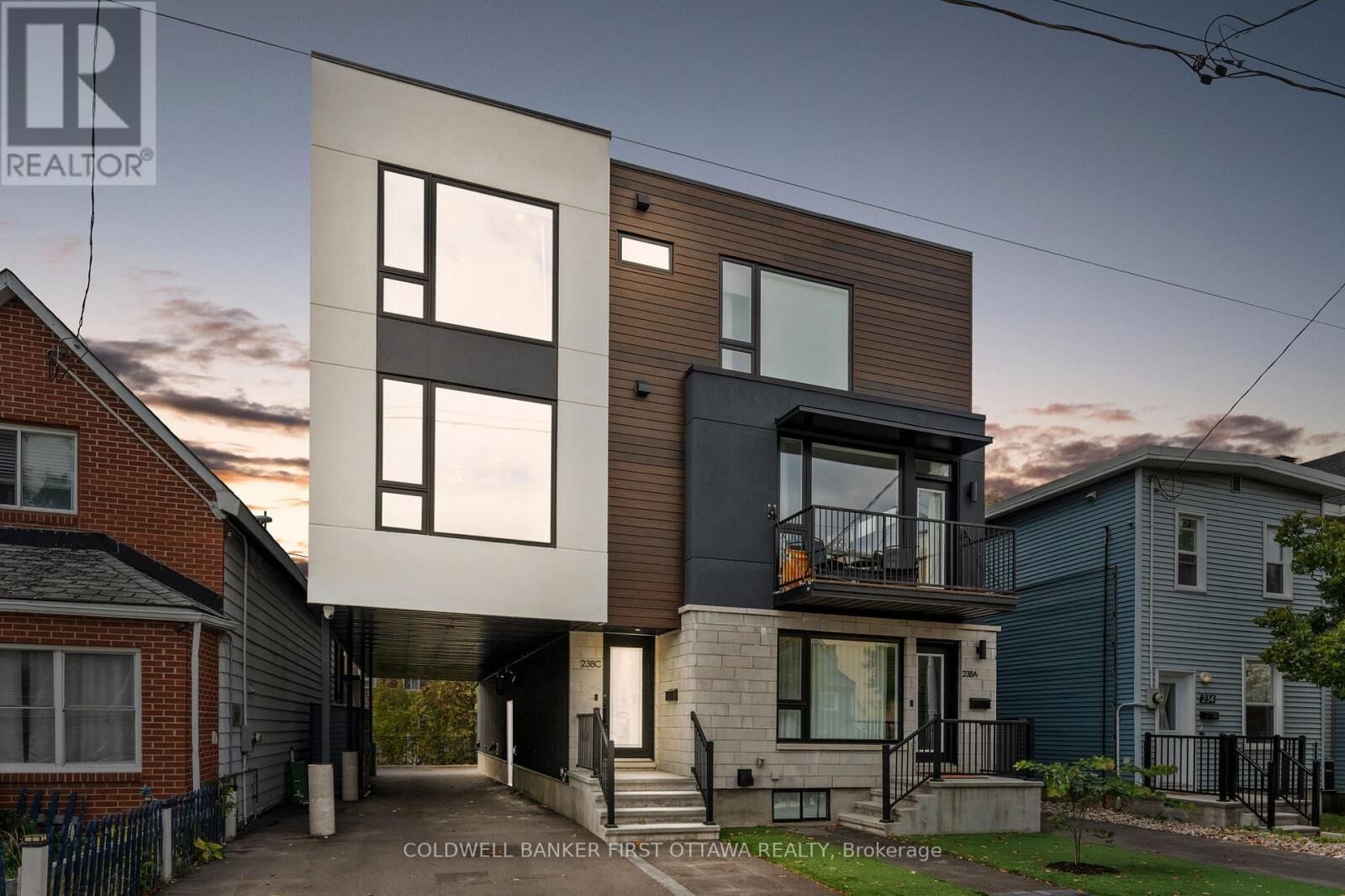 Property Photo:  238 Lebreton Street North C  ON K1R 7J3 