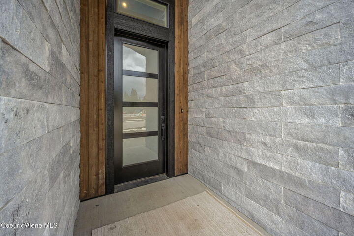 Property Photo: 952 E Steeple Chase Rd ID 83835