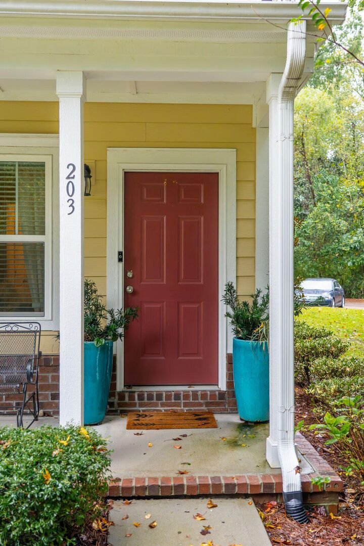Property Photo:  203 Bennett Lane  SC 29483