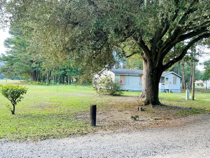 Property Photo: 839 Burgin Road SC 29458
