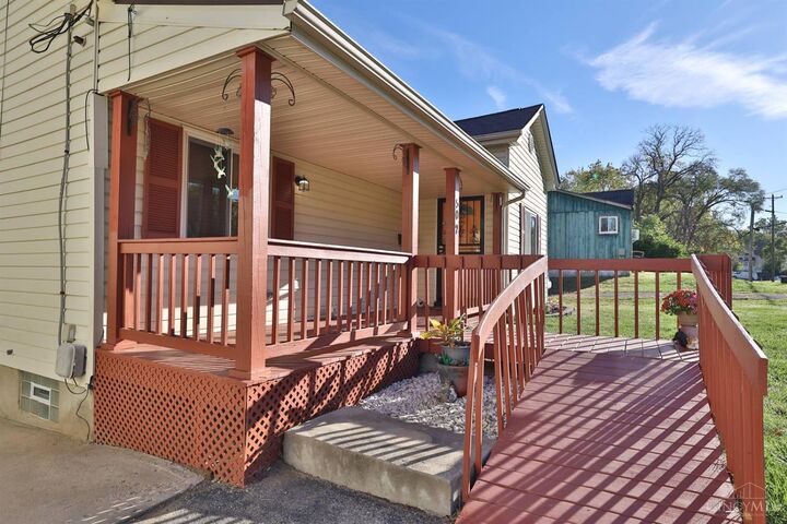 Property Photo: 502 Marion Road OH 45215