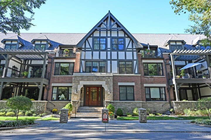 3942 Miami Road  Cincinnati OH 45227 photo