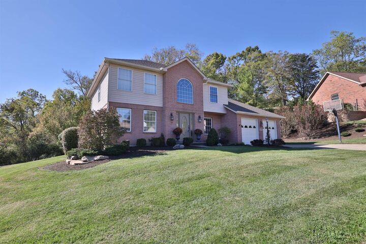 Property Photo: 542 Aston View Lane OH 45002