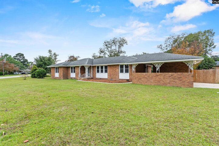 Property Photo: 121 Lesesne SC 29150