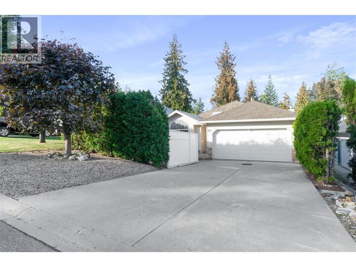 Property Photo: 721 11th Street Southeast BC V1E 1R3