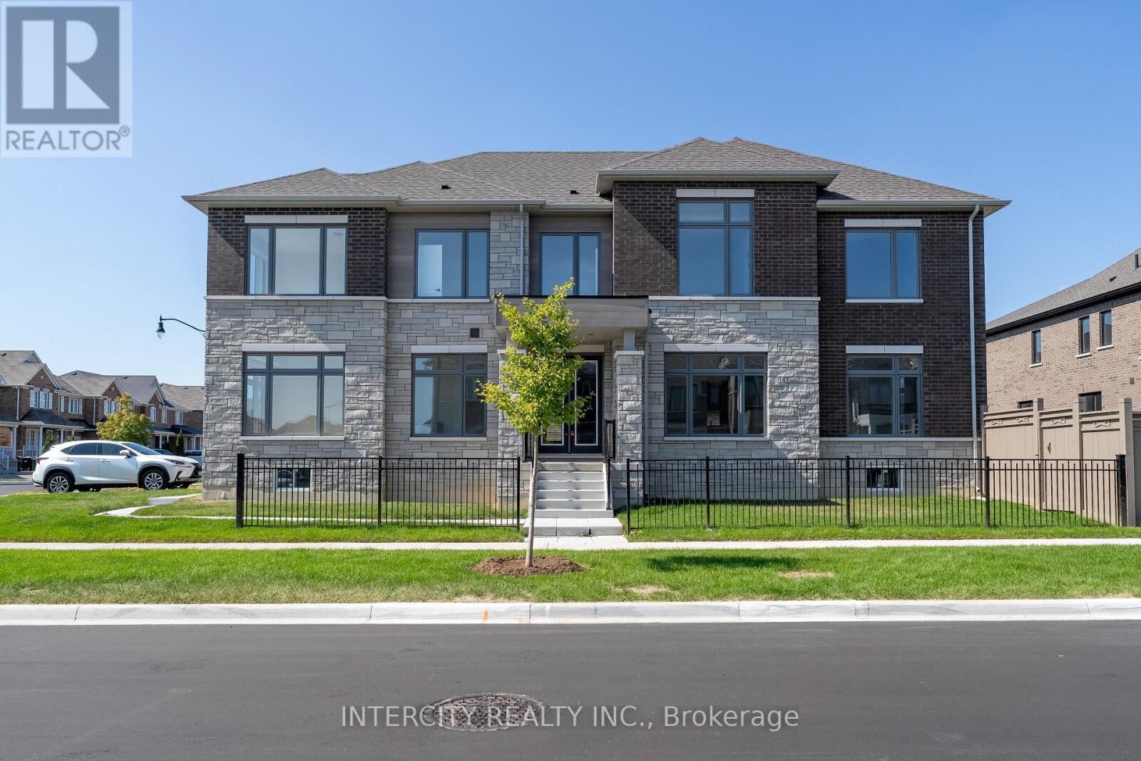 Property Photo: 2 Dolomite Drive Lot 33 ON L6P 4R6