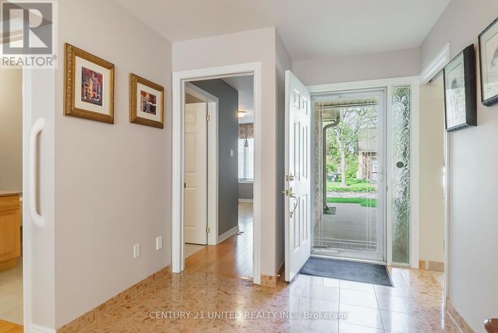 Photo de la propriété: 1850 Cherryhill Road 6 ON K9K 2E3