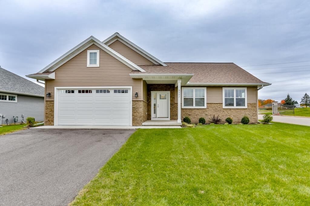 Property Photo: 9507 Excalibur Drive WI 54476