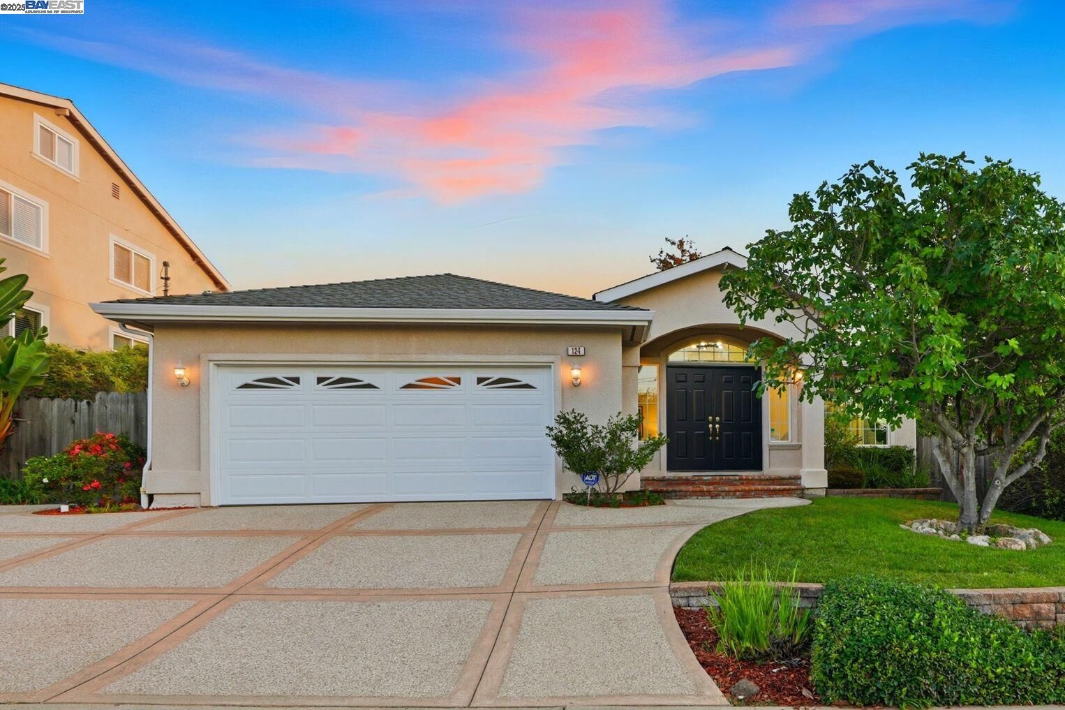 Property Photo: 124 Linmore Dr CA 94539