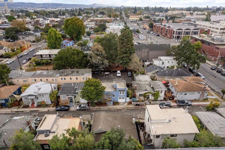 Property Photo: 1611 Lea Ct CA 94501