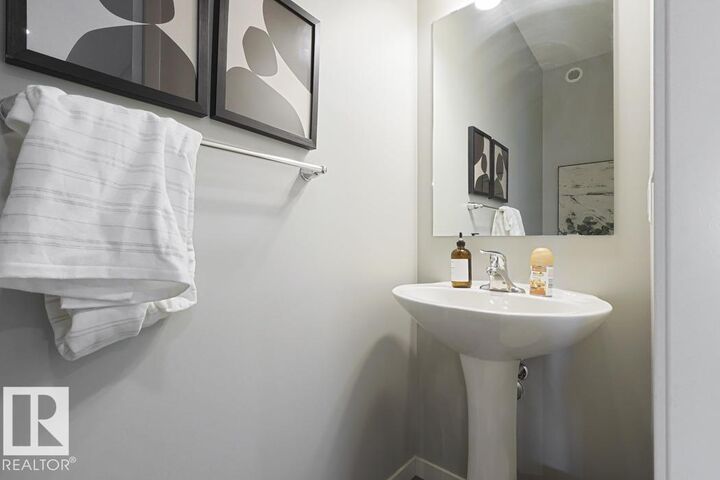 Property Photo:  58 Sumac Close  AB T8L 0Z9 