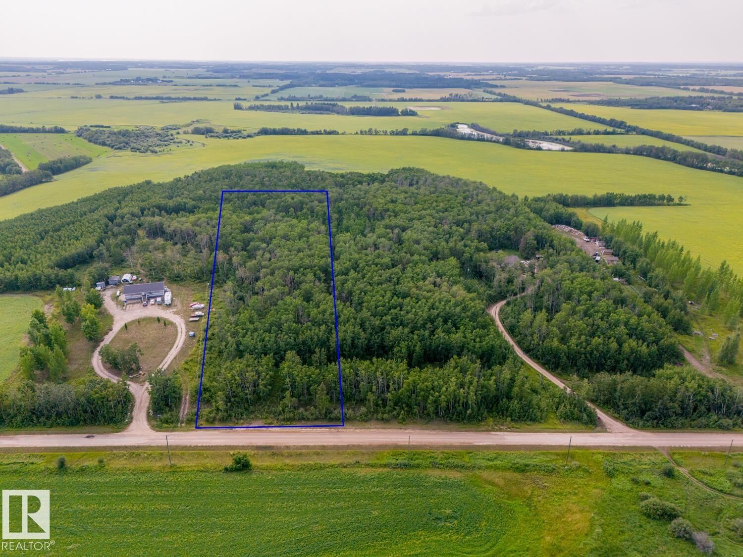 Property Photo: 61522B Range Road 434 AB T9M 2J6