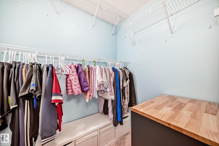 Property Photo: 165 Cy Becker Boulevard NW 49 AB T5Y 3R4