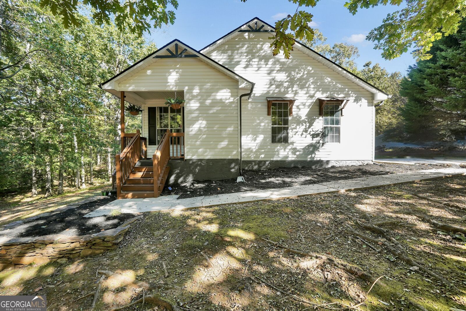 Property Photo: 114 Aristocratic Way GA 30248