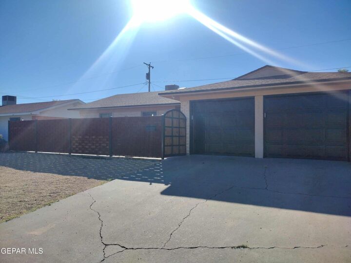 Property Photo: 3307 Donegal Road TX 79925