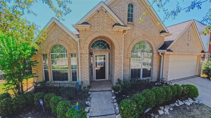 Property Photo: 15811 Sandisfield Lane TX 77084