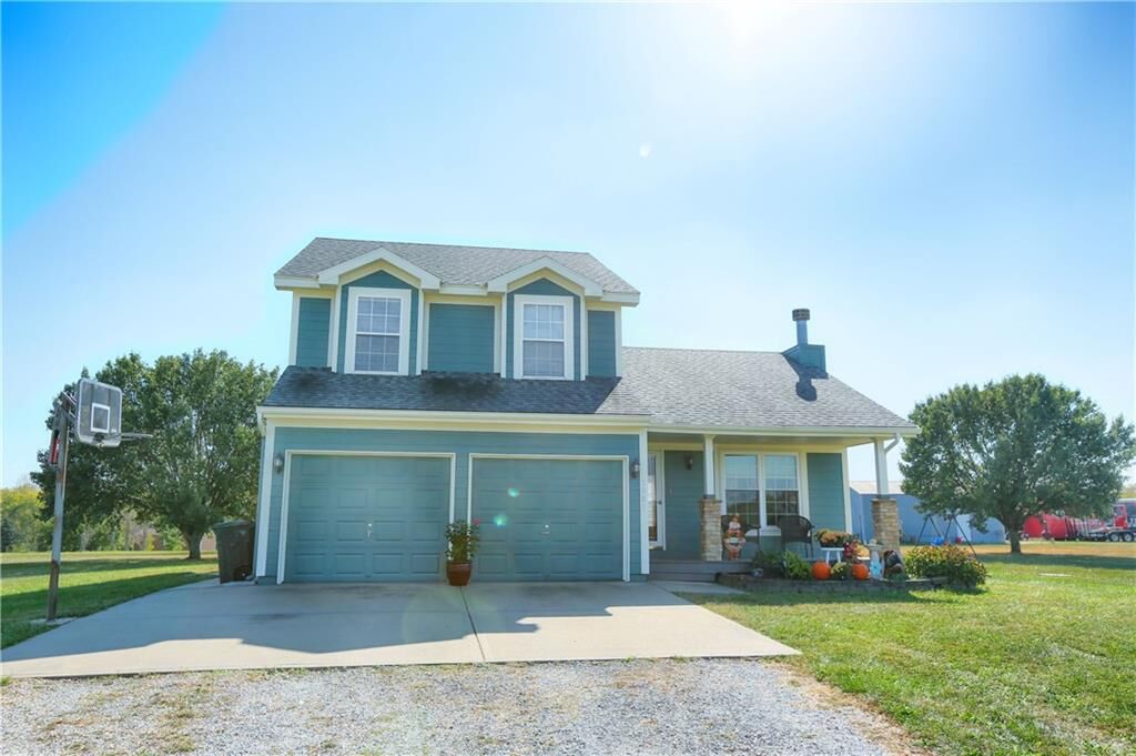 Property Photo:  5805 Jaymar Circle  KS 66053 