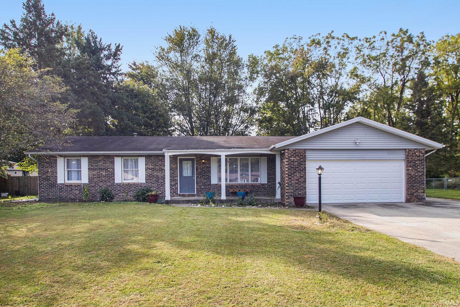 Property Photo: 25578 Thornberry Court IN 46517