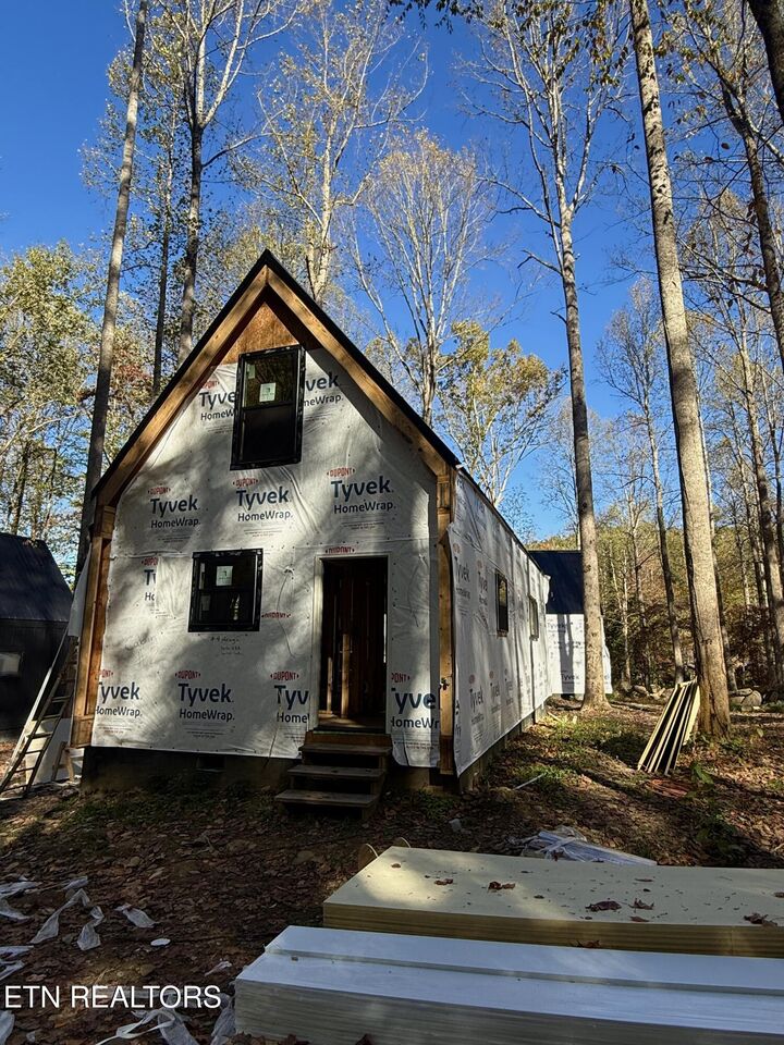 Property Photo: 210 Braydens Way TN 37738