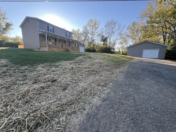 Property Photo:  1007 N Maywood Road  KY 40484