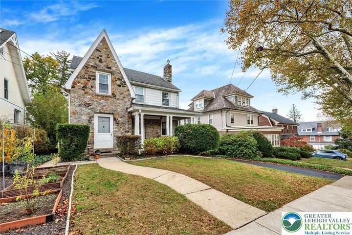 Property Photo:  833 Brodhead Street  PA 18042