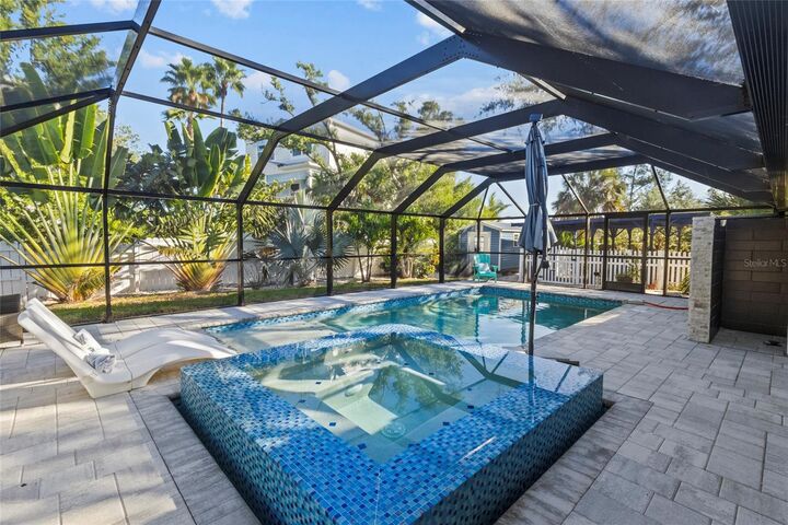 Property Photo: 531 Edlee Lane FL 34228
