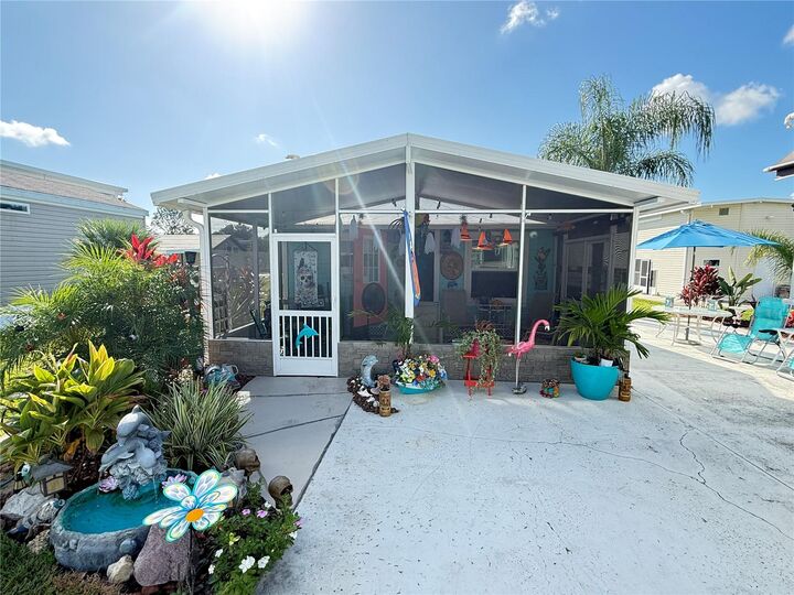 Property Photo: 5245 Island View Circle N FL 33868