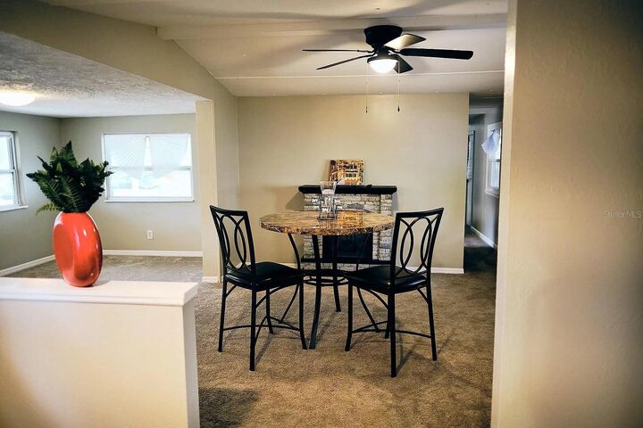 Property Photo: 814 Elkan Drive FL 34689