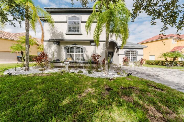 Property Photo: 1361 Whitney Isles Drive FL 34786