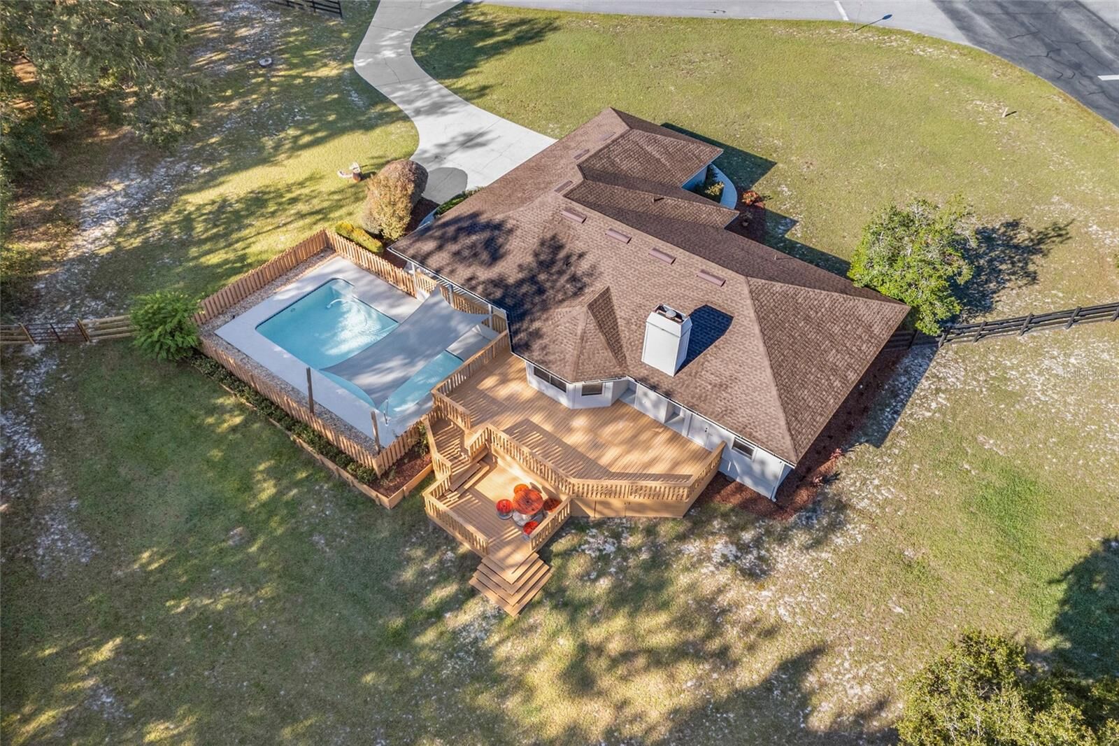 Property Photo:  9325 SW 81st Way  FL 32608 