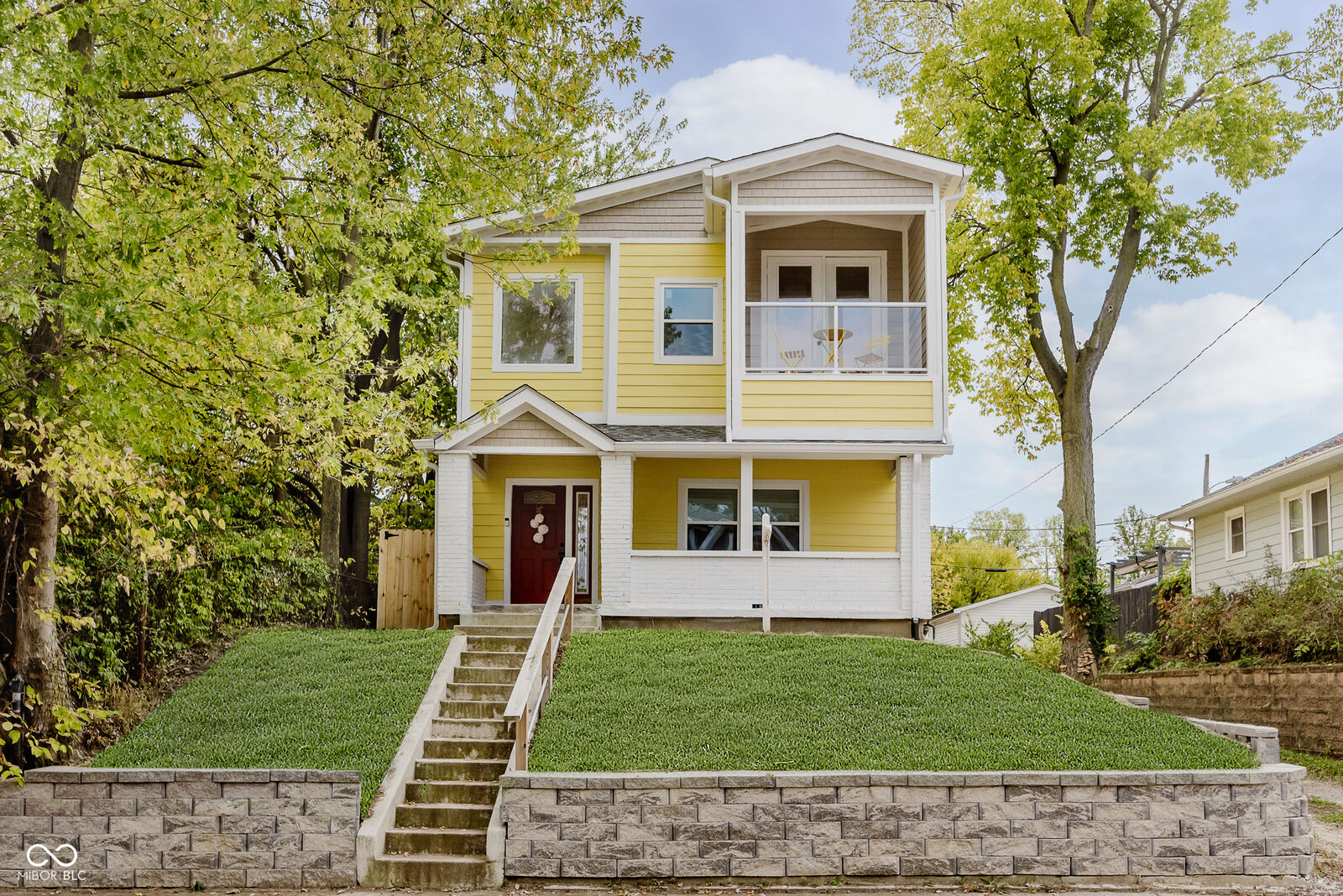 Property Photo: 917 Iowa Street IN 46203