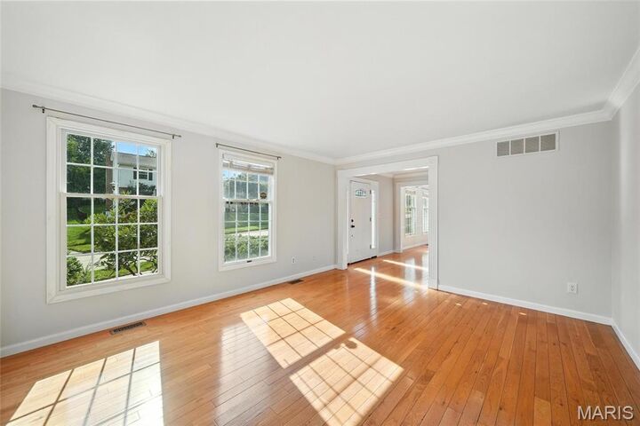 Property Photo: 1812 Summer Lake Drive MO 63017