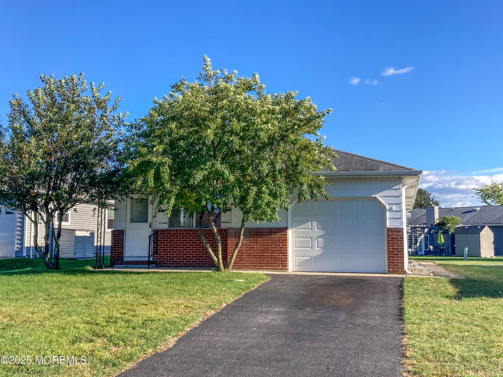 Property Photo: 10 Newcastle Court NJ 08757