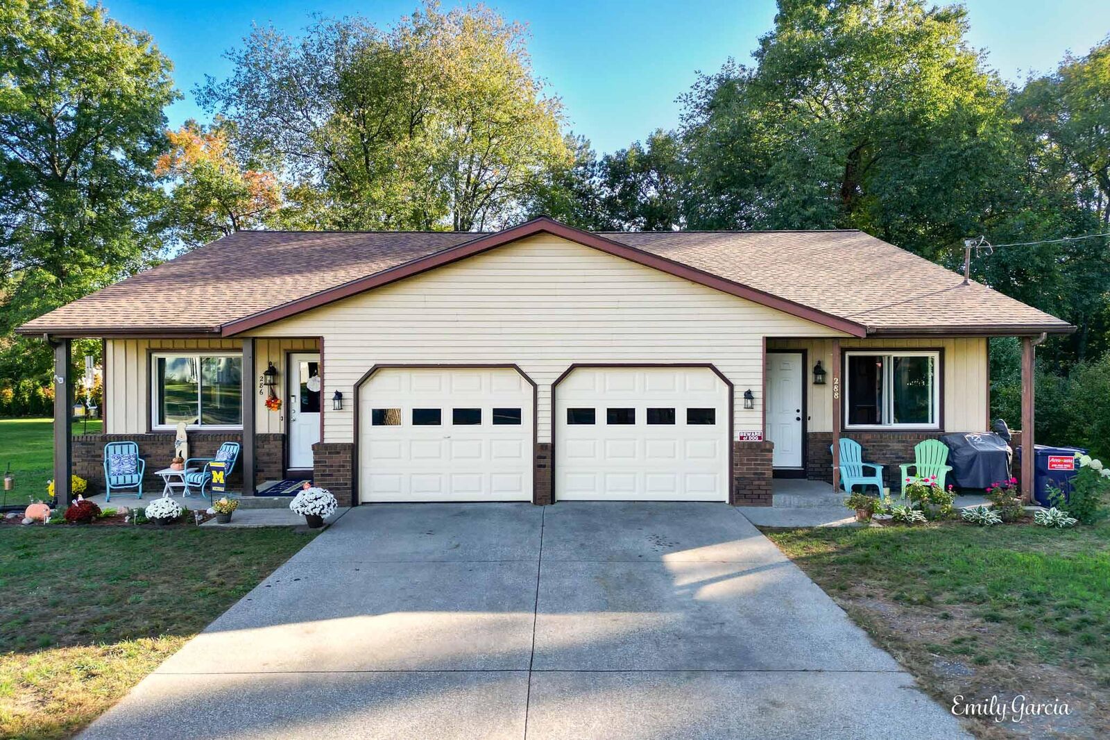 Property Photo: 286 Felch Street MI 49424