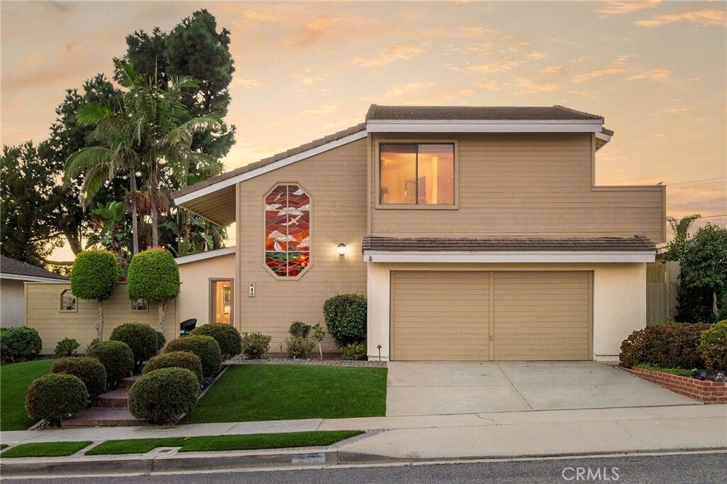 Property Photo: 645 Sea Breeze CA 90740