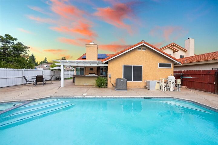 Property Photo:  24461 Tuscola  CA 92562 