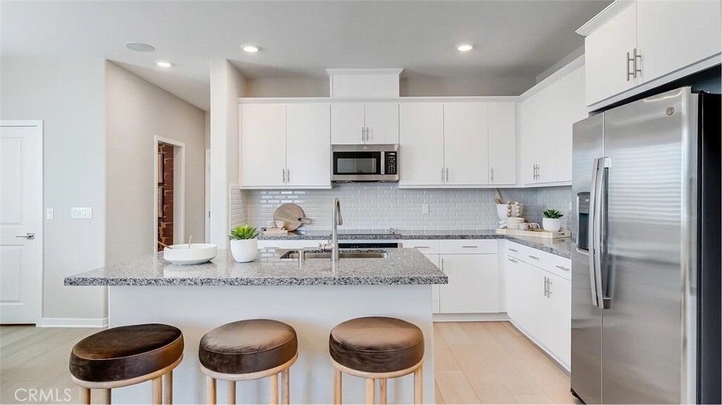 Property Photo:  2603 Cloudview Privado  CA 91761 